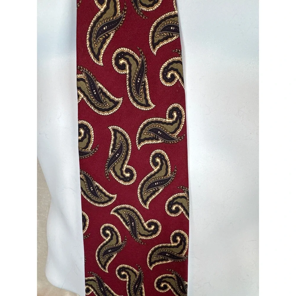 Robert Talbott sophisticated silk